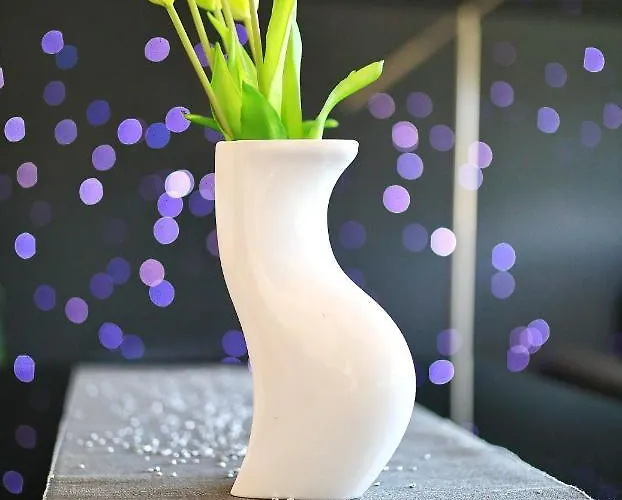 Legacy, By The Beach, Kali