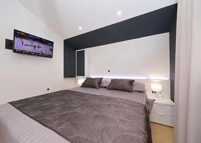 Vila Legacy, By The Beach,