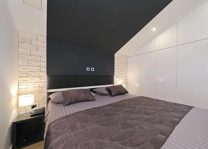 Legacy, By The Beach, * Kali